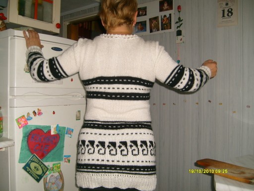 Sweter dwukolorowy 2 Sweter dwukolorowy 2